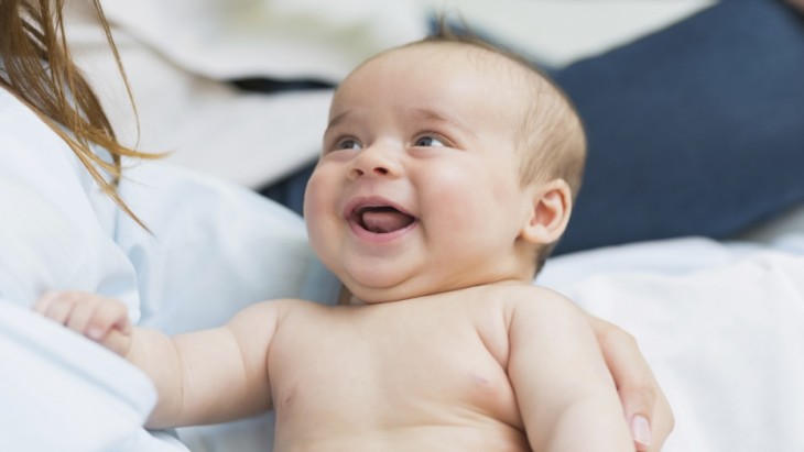 Эмоциональное и социальное развитие до 3 месяцев